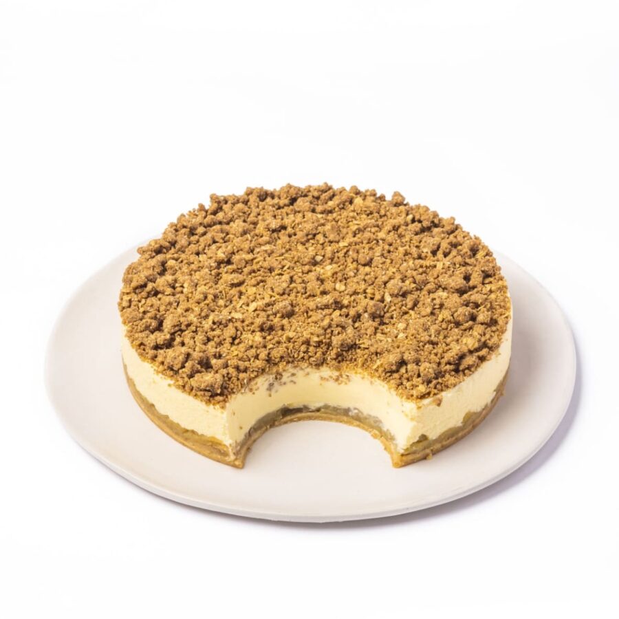 Spiced Apple Crumble Cheesecake